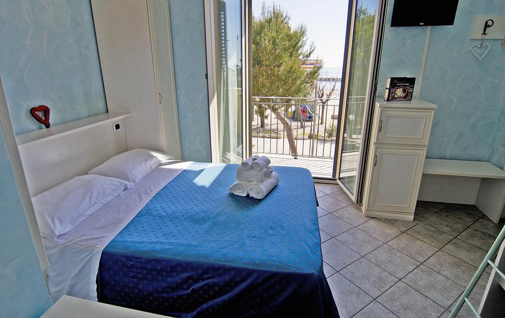 Hotel Capital Cupra Marittima Værelse billede