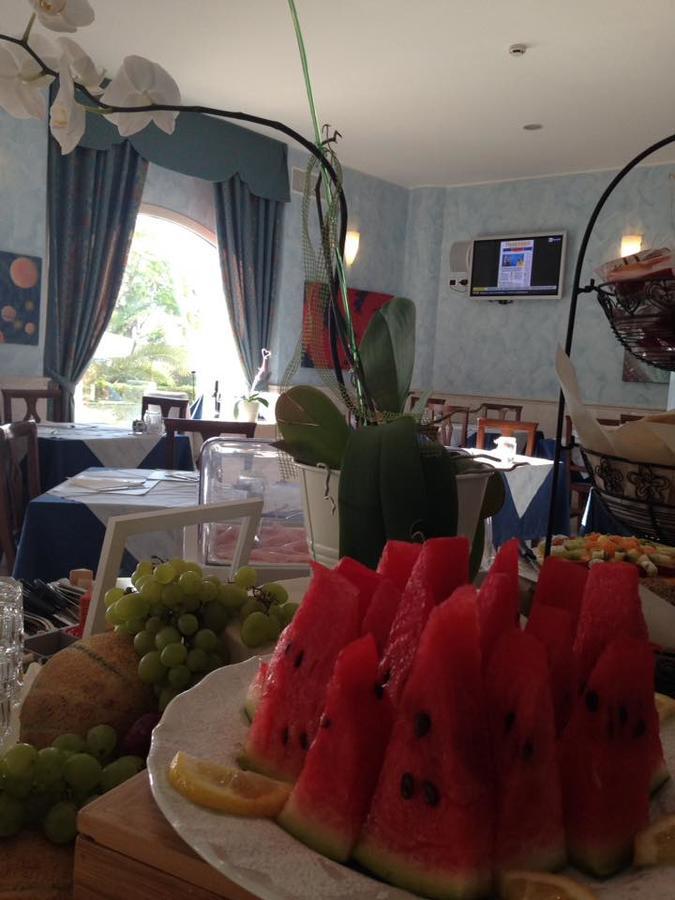 Hotel Capital Cupra Marittima Eksteriør billede